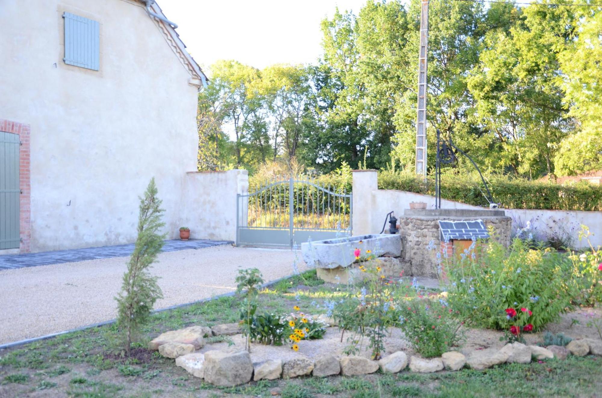 Ecogite Rural La Cle Des Champs Peyrelongue-Abos Værelse billede